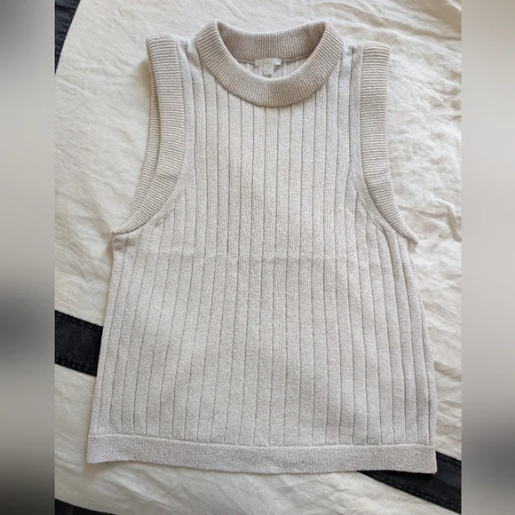 COS Top - Picture 2 of 5